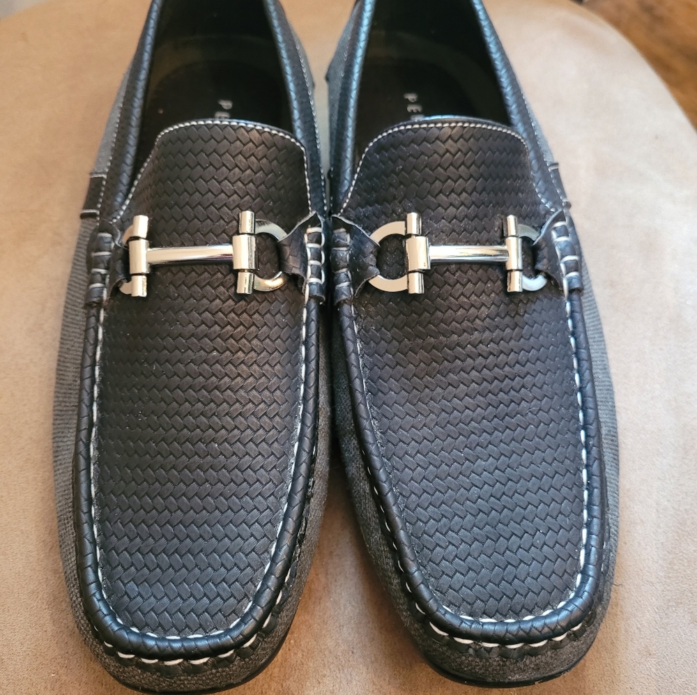 Perry Ellis Mens 7.5 Leather Loafers NEW